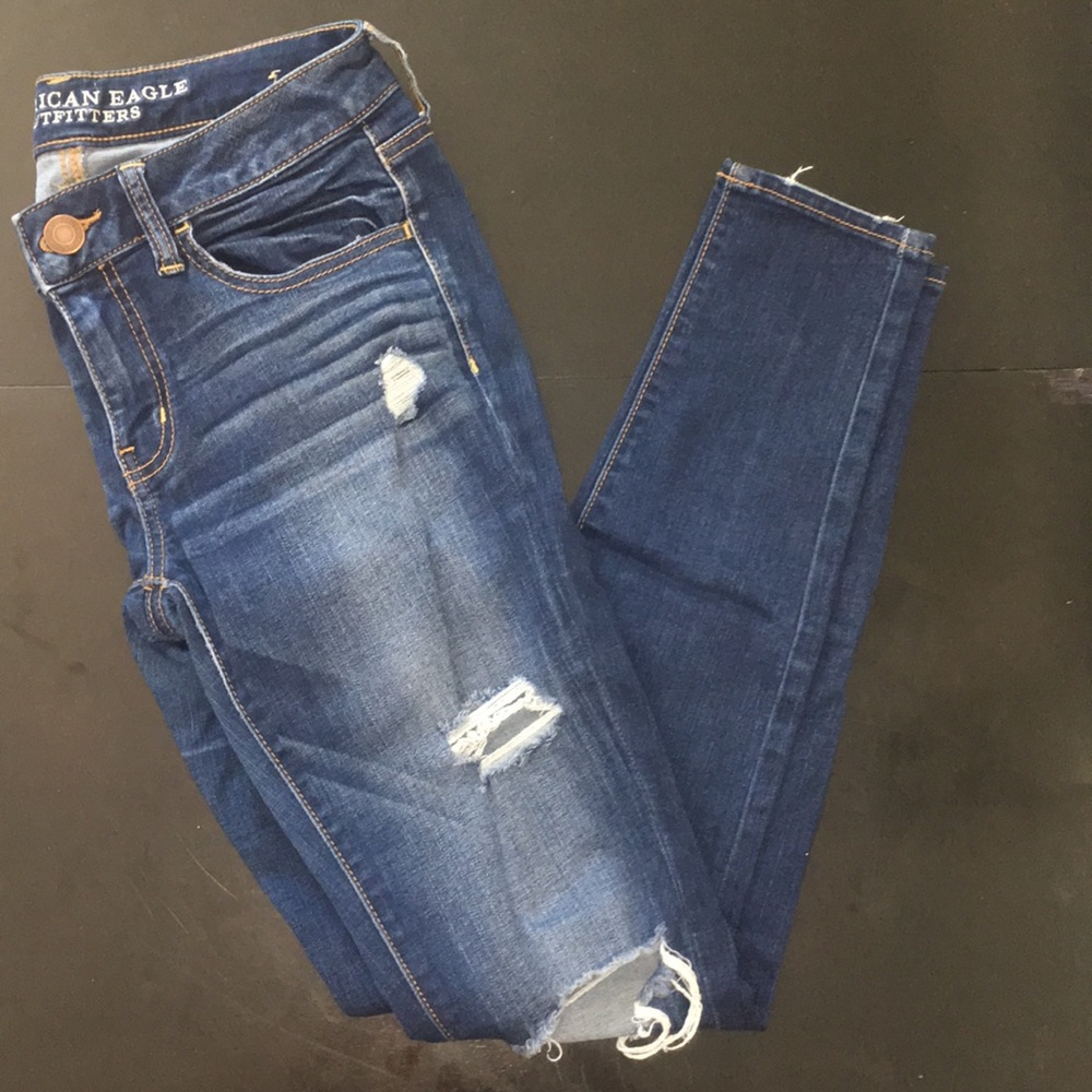 American Eagle ripped Jeans
